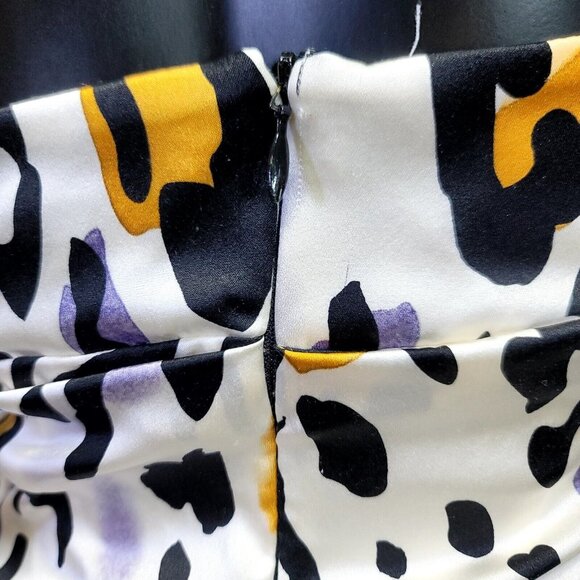 Cache Size 6 Silk Animal Print Ruched Cutout Back S/S Knee Length Dress Cocktail - Picture 9 of 12